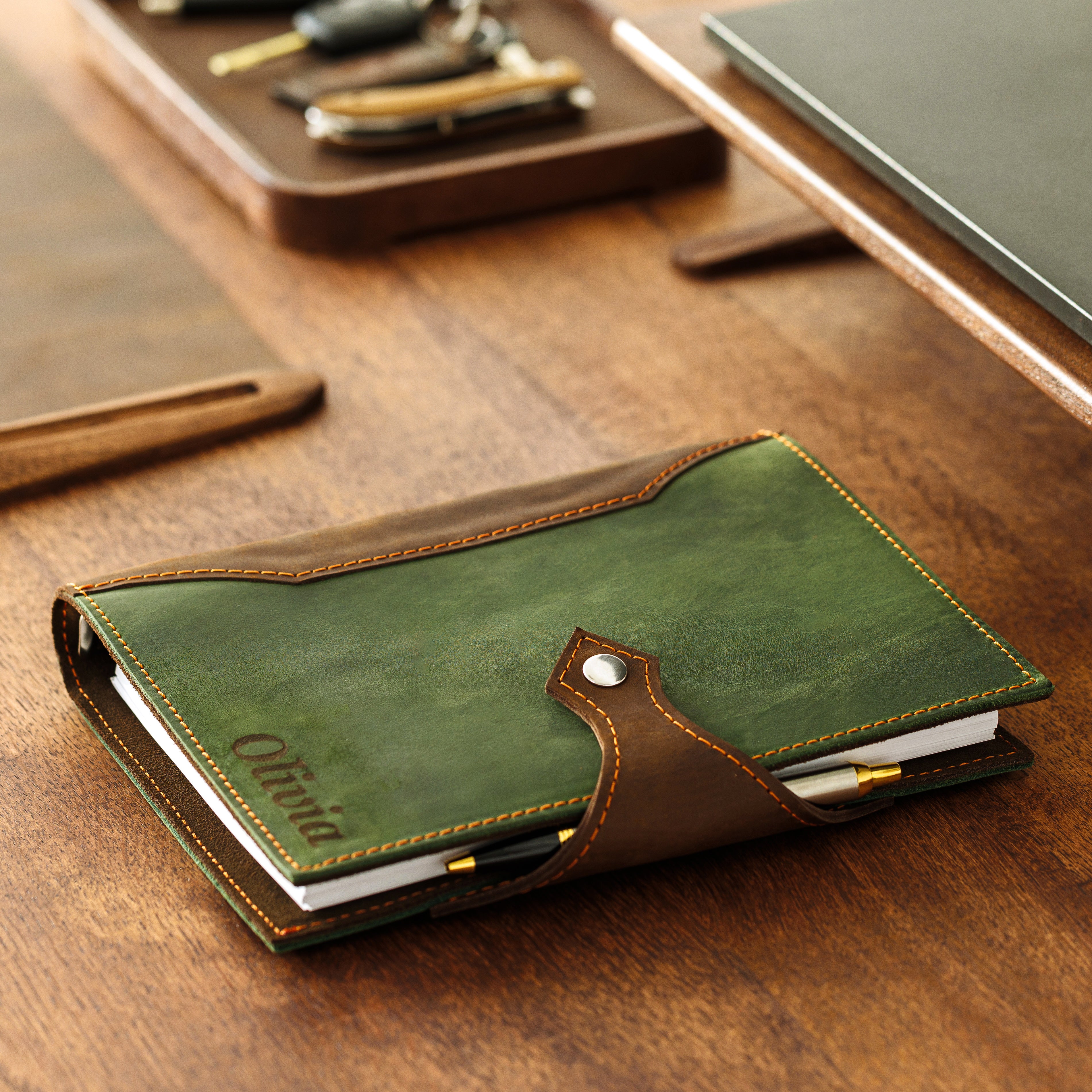 Mureli Green & Brown Leather Planner – A Fresh Perspective on Elegance