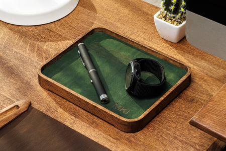 Side view of tray with curved wooden corners