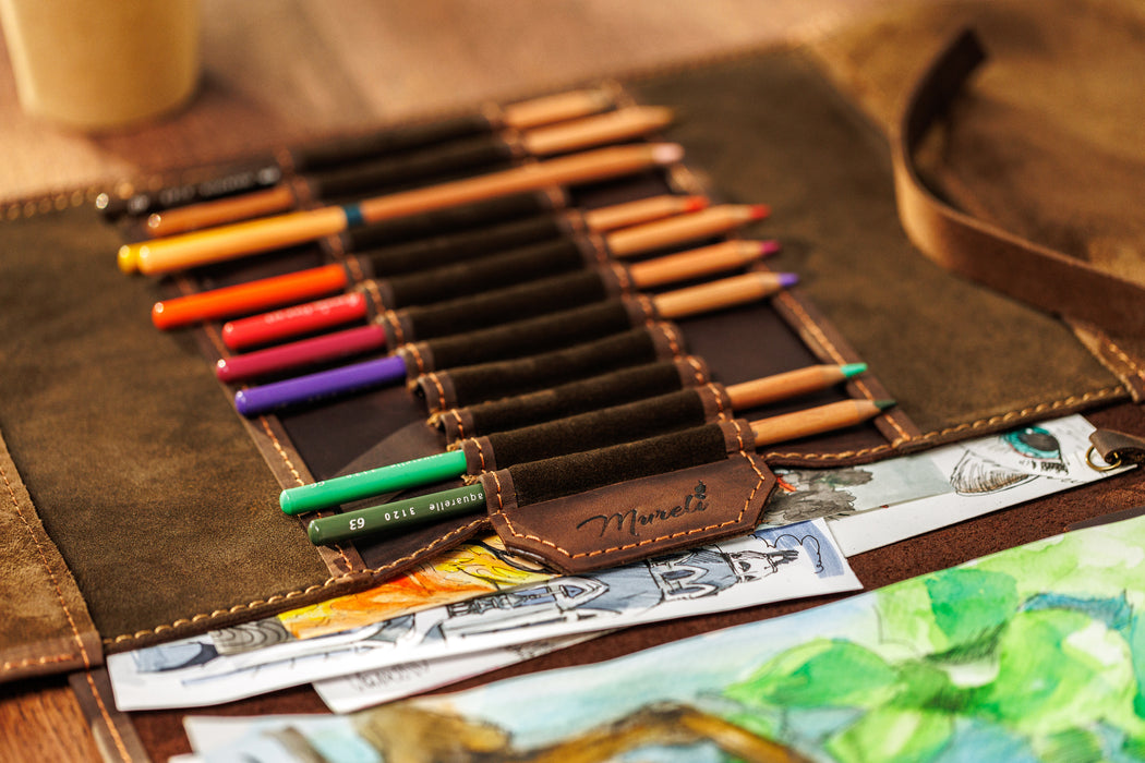 Chocolate brown classic style leather art organizer
