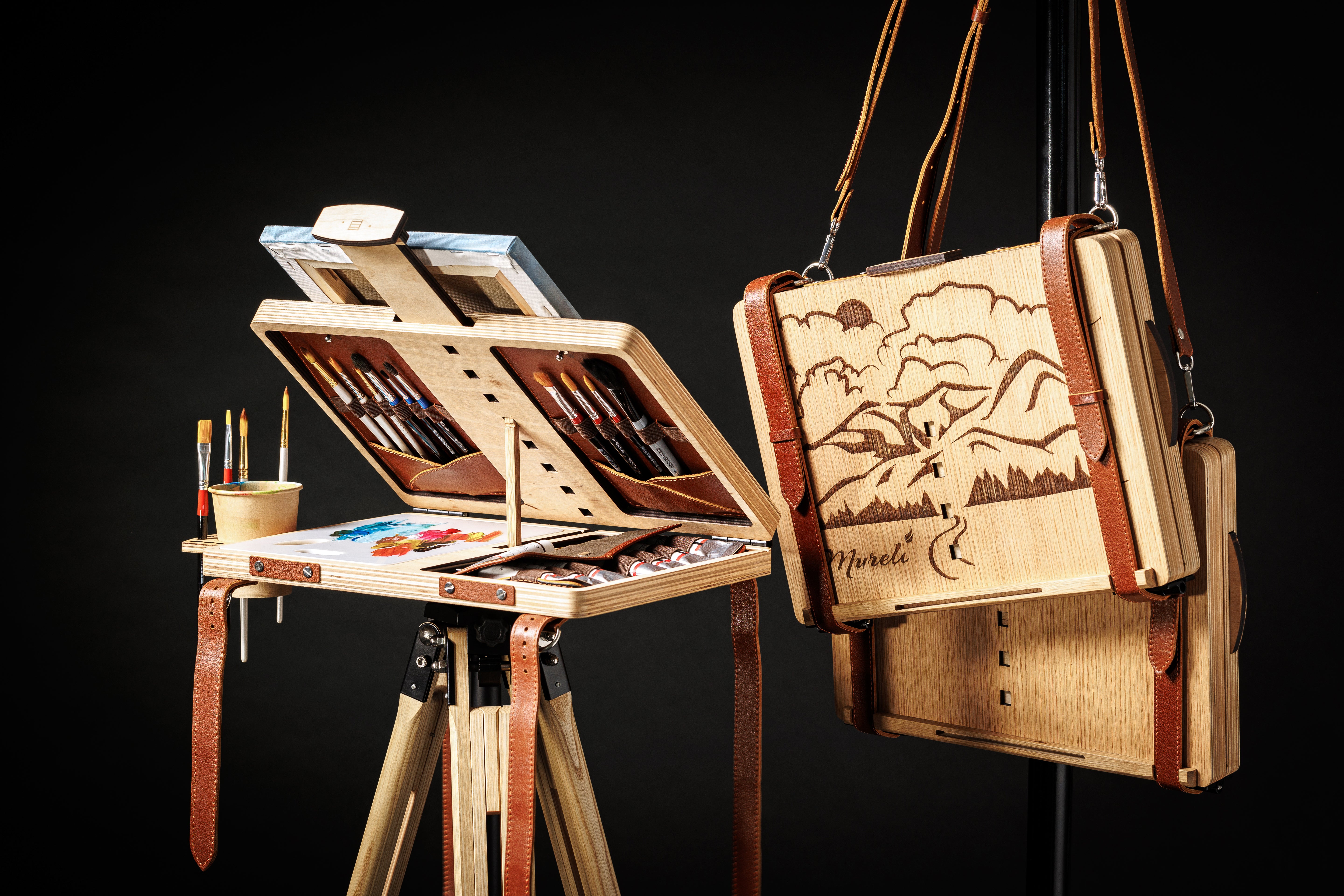 Personalized wooden easel with logo engraving