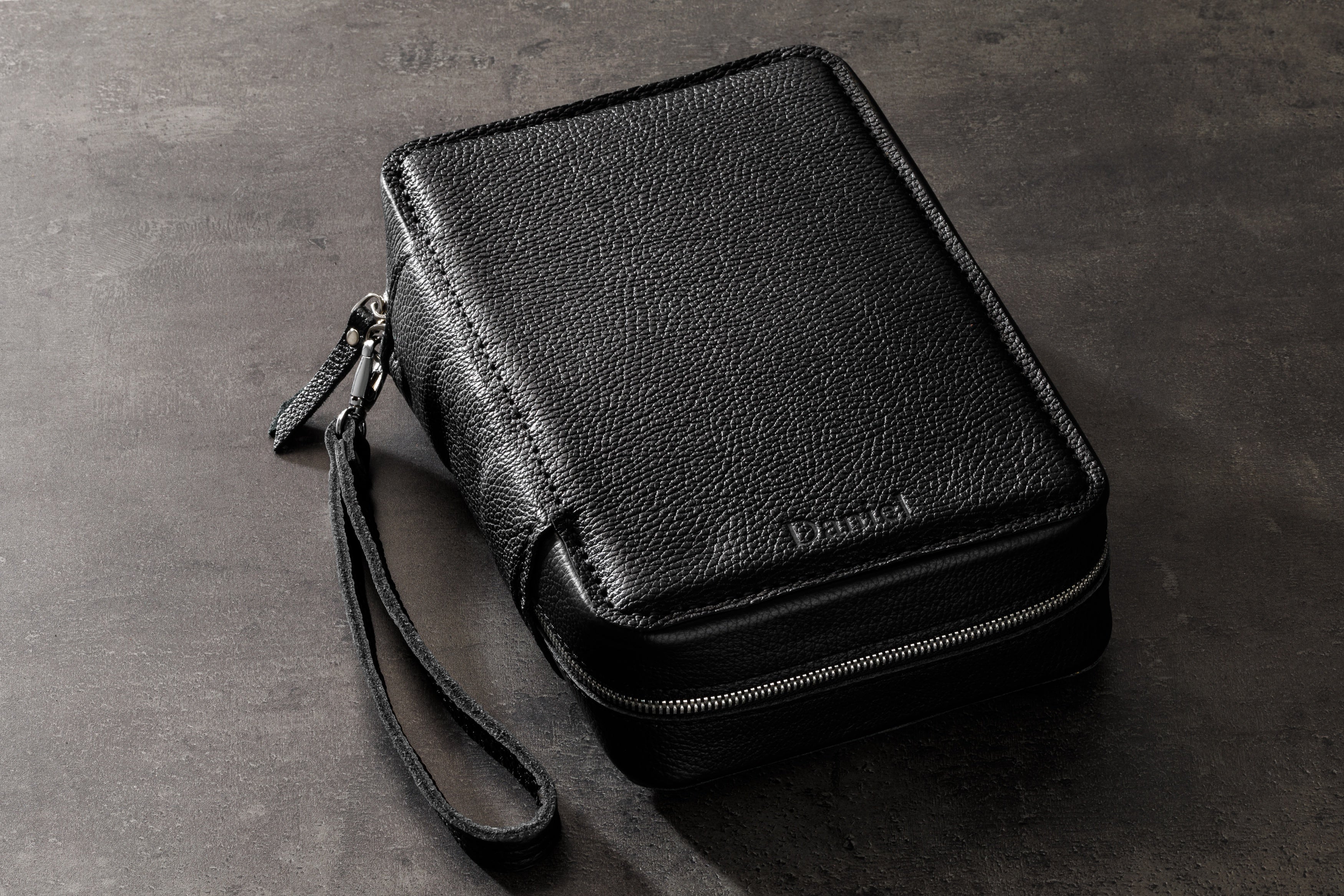 Black Leather Cigar Case with Zipper | Travel Cigar Holder with Oak Tray | Premium Gift for Hi