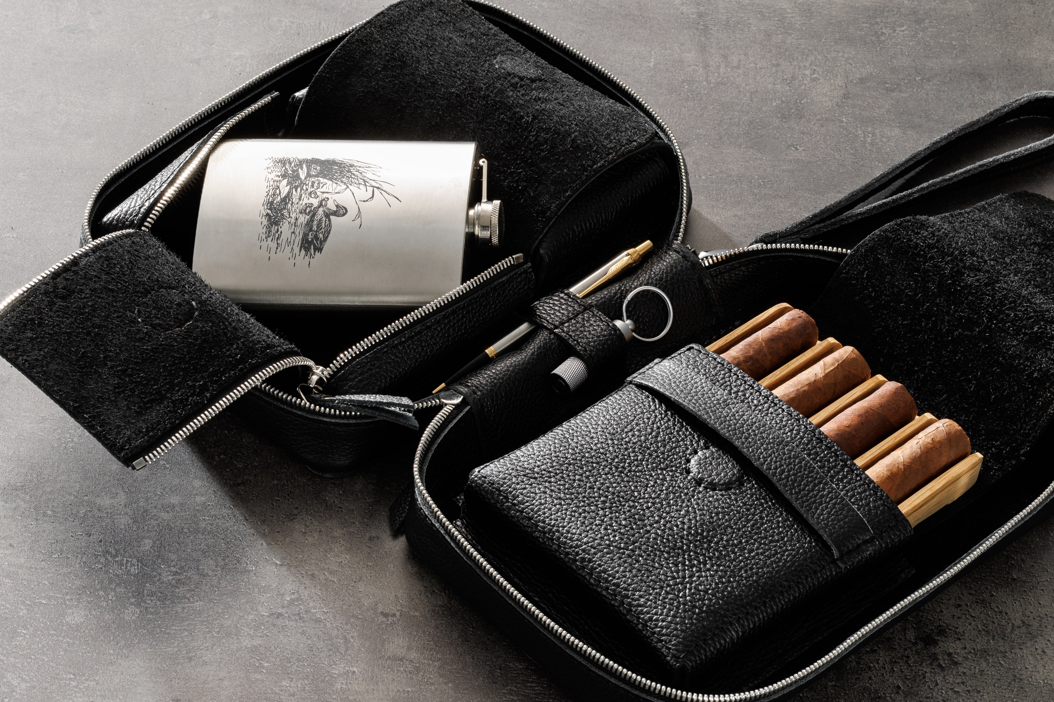 Black Leather Cigar Case with Zipper | Travel Cigar Holder with Oak Tray | Premium Gift for Hi