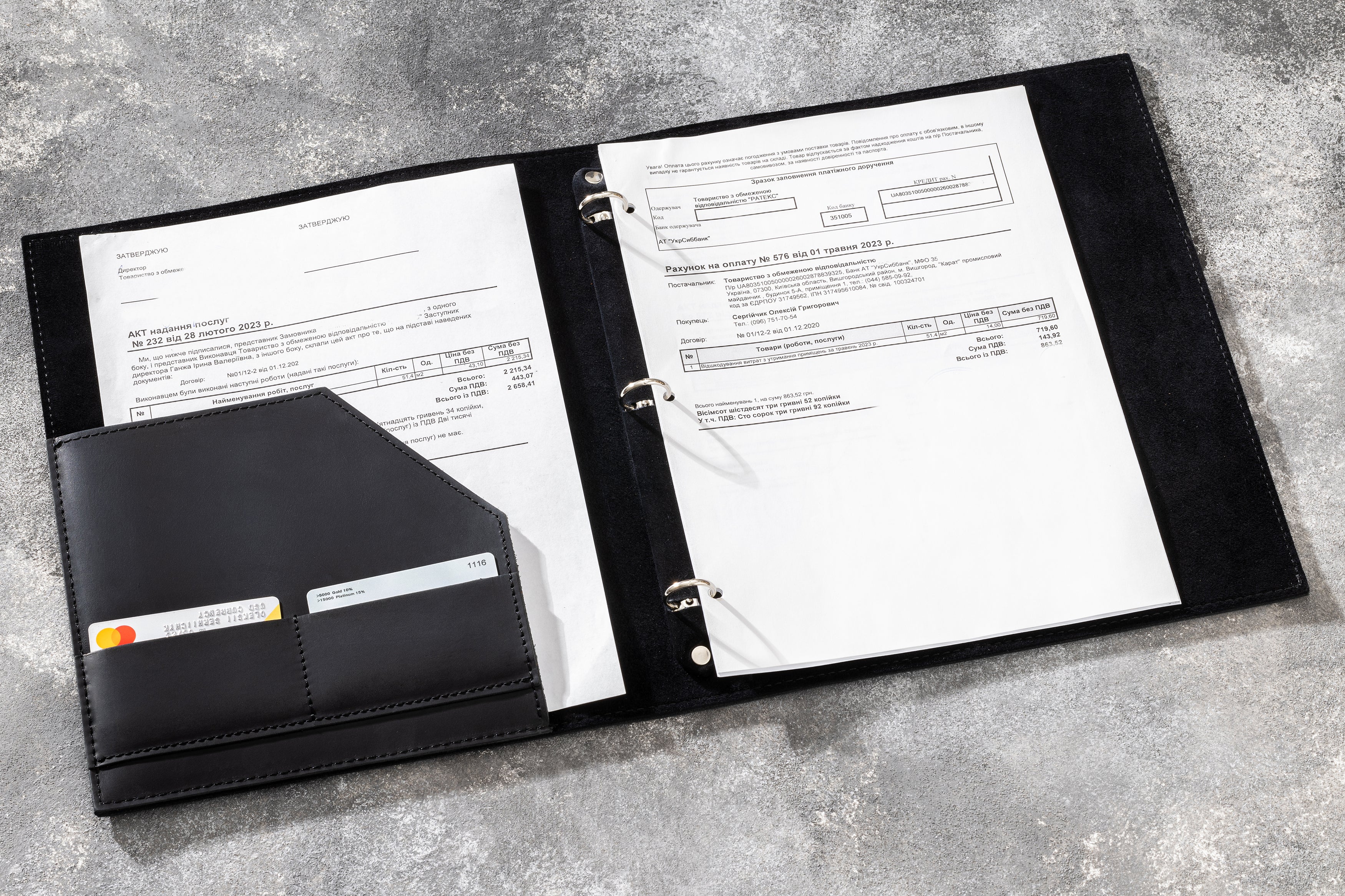 First Impressions Matter – Business-Grade Leather Binder