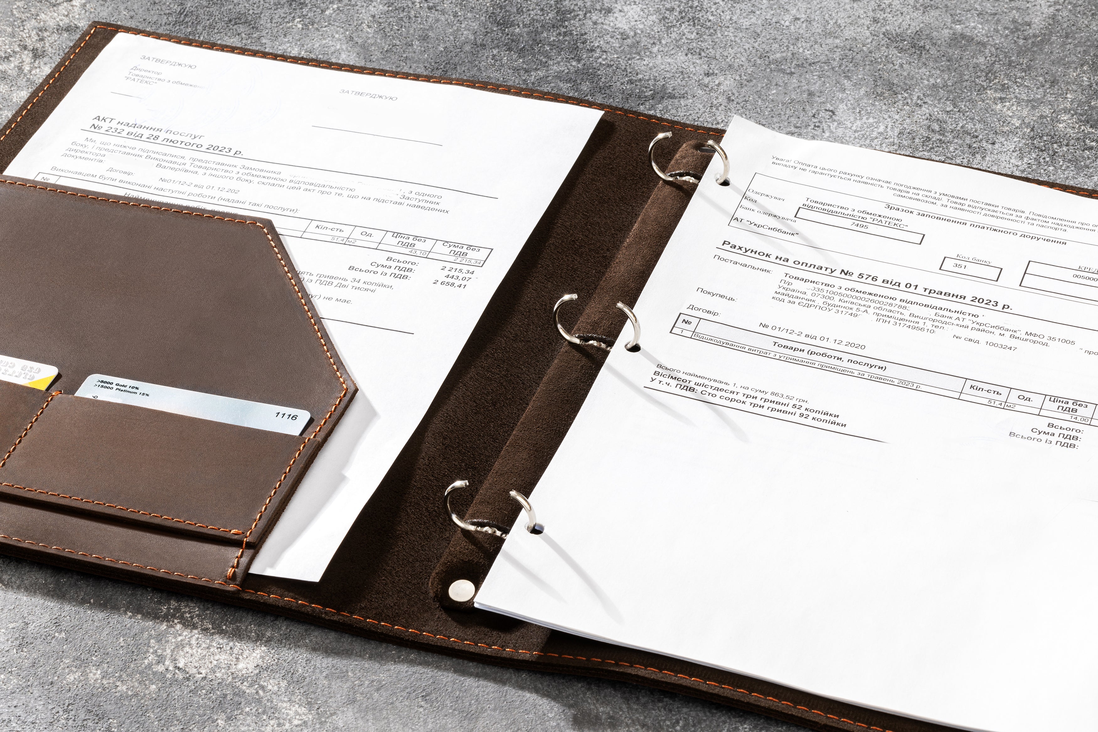 Leather Binder Portfolio | 3 Ring | 8.5x11 | Graduation Gift | Business Folder