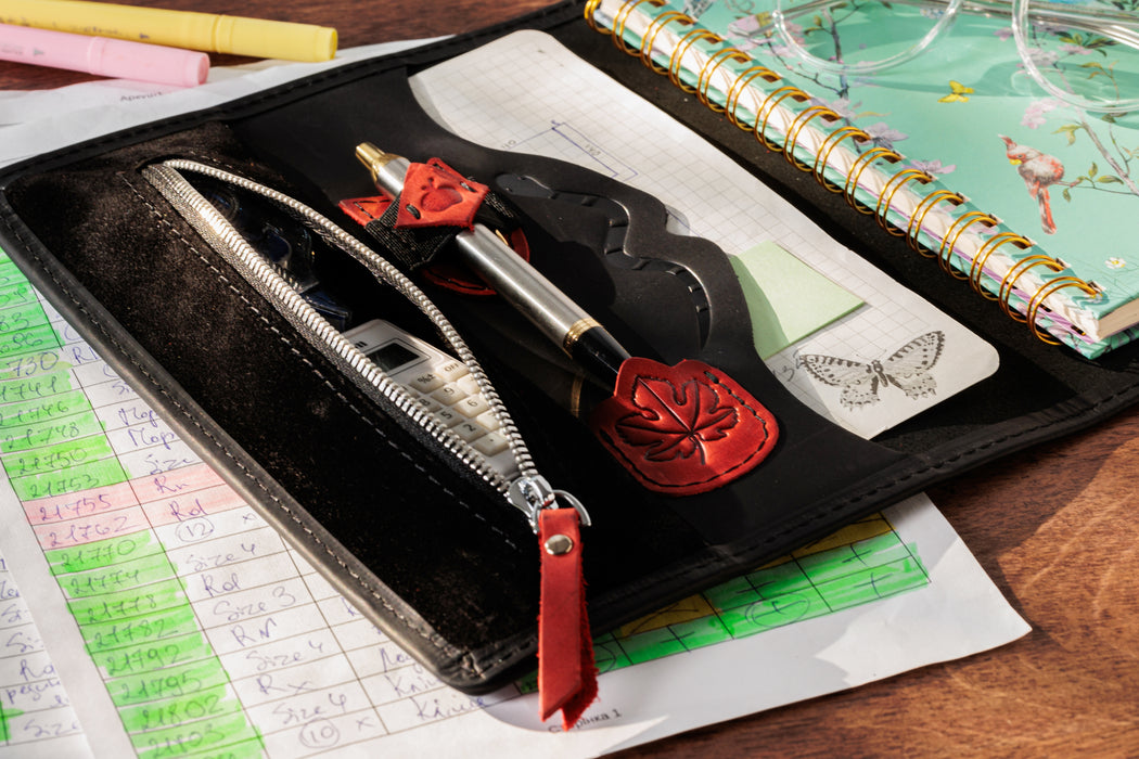 Handmade organizer with A5 spiral notebook – romantic design.
