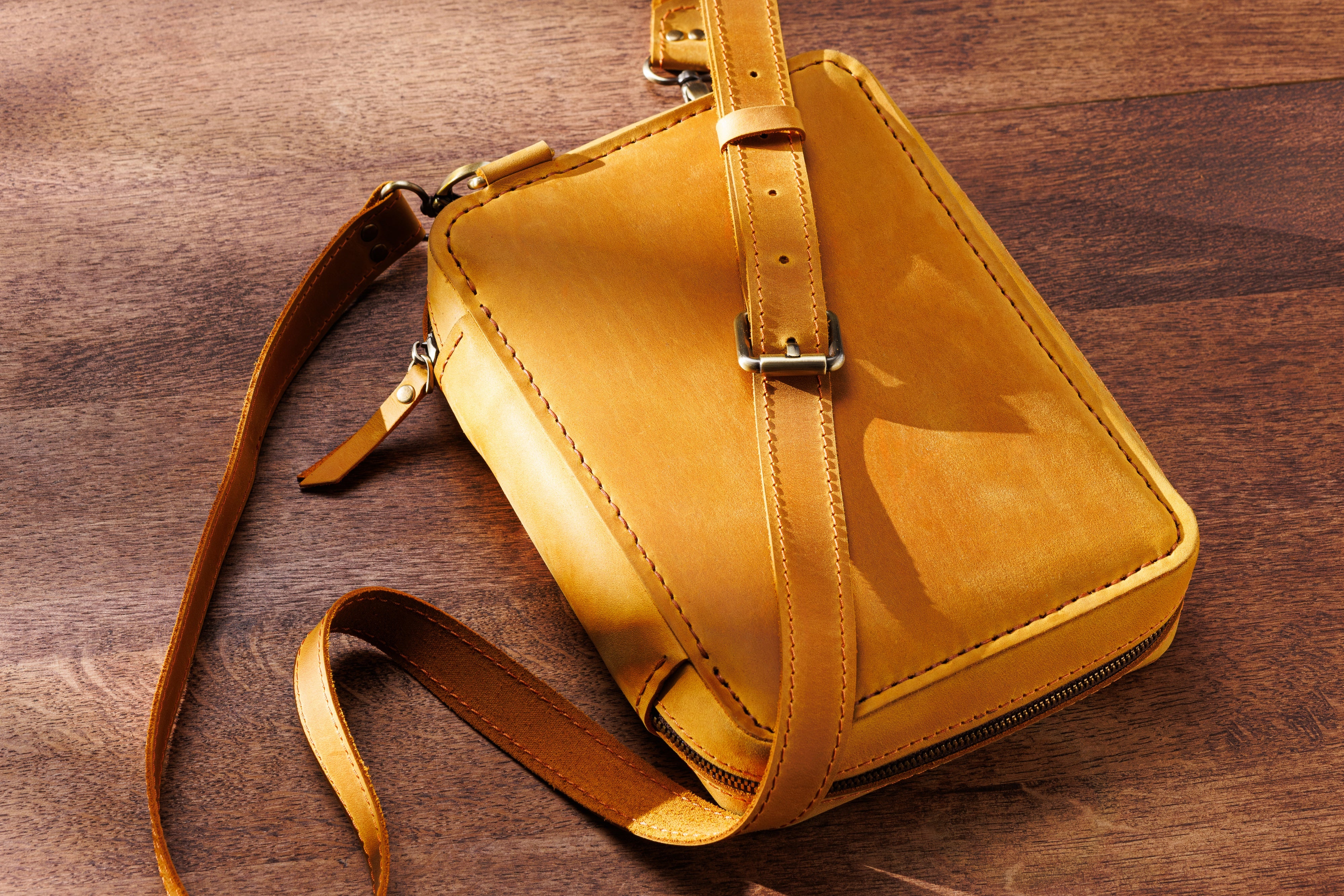 Leather Art Case in Honey Color | Soft-Toned Drawing Organizer | Gift for Mother's Day or Birthday