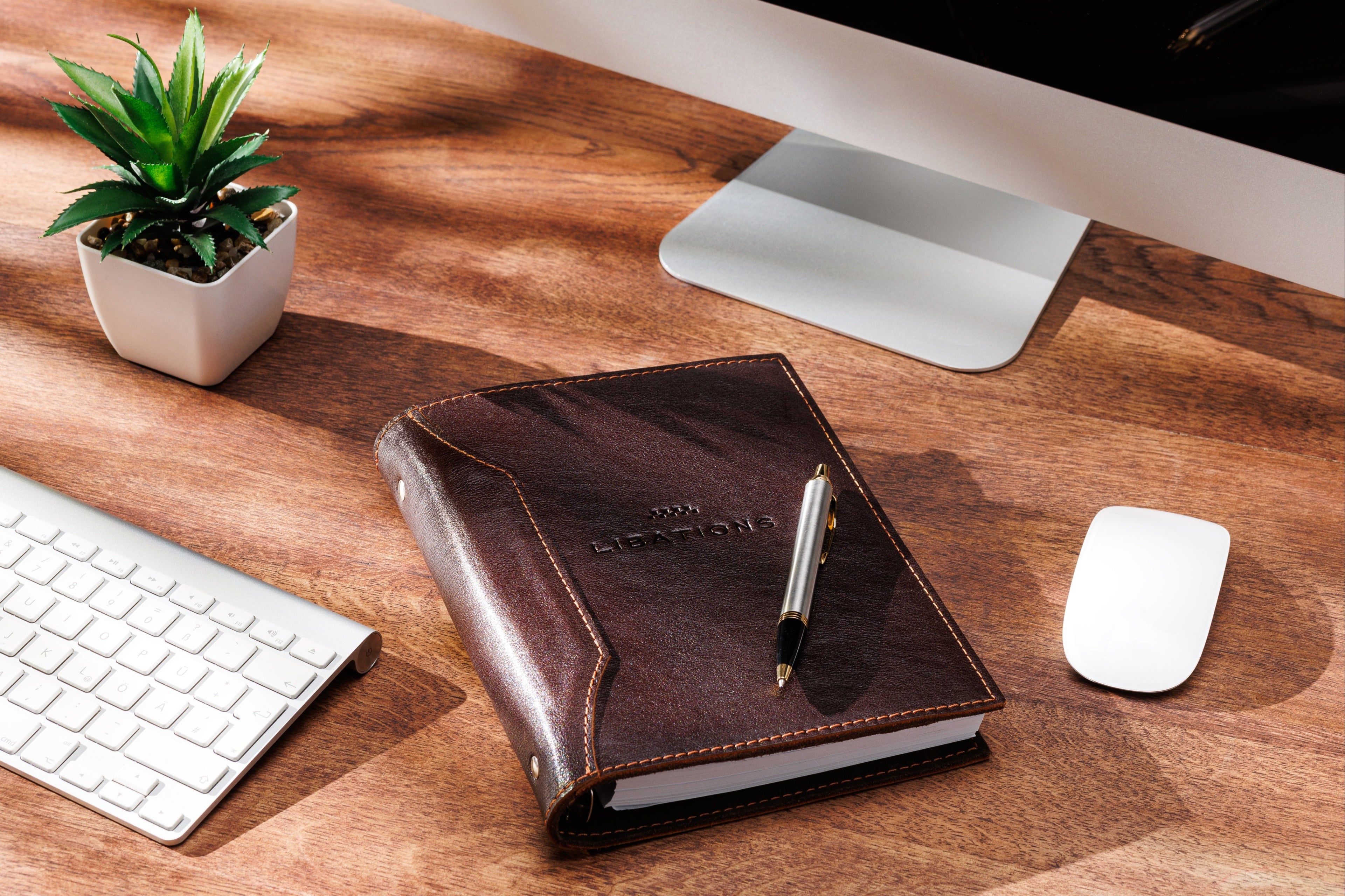 Mureli Dark Brown Leather Organizer – Where Tradition Meets Precision