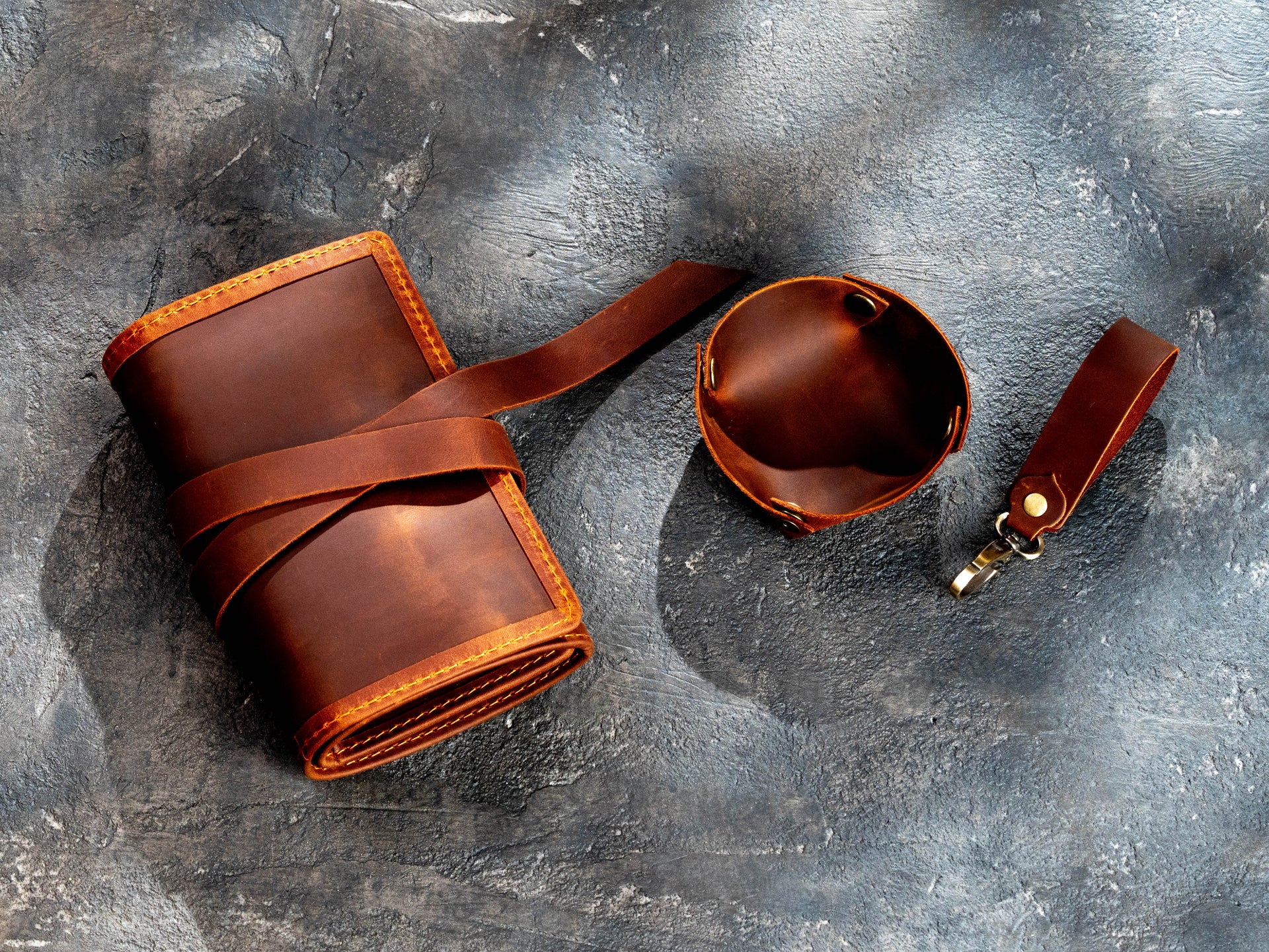 pipe tobacco pouch leather The chic Leather Pipe Roll Kit: Handcrafted
