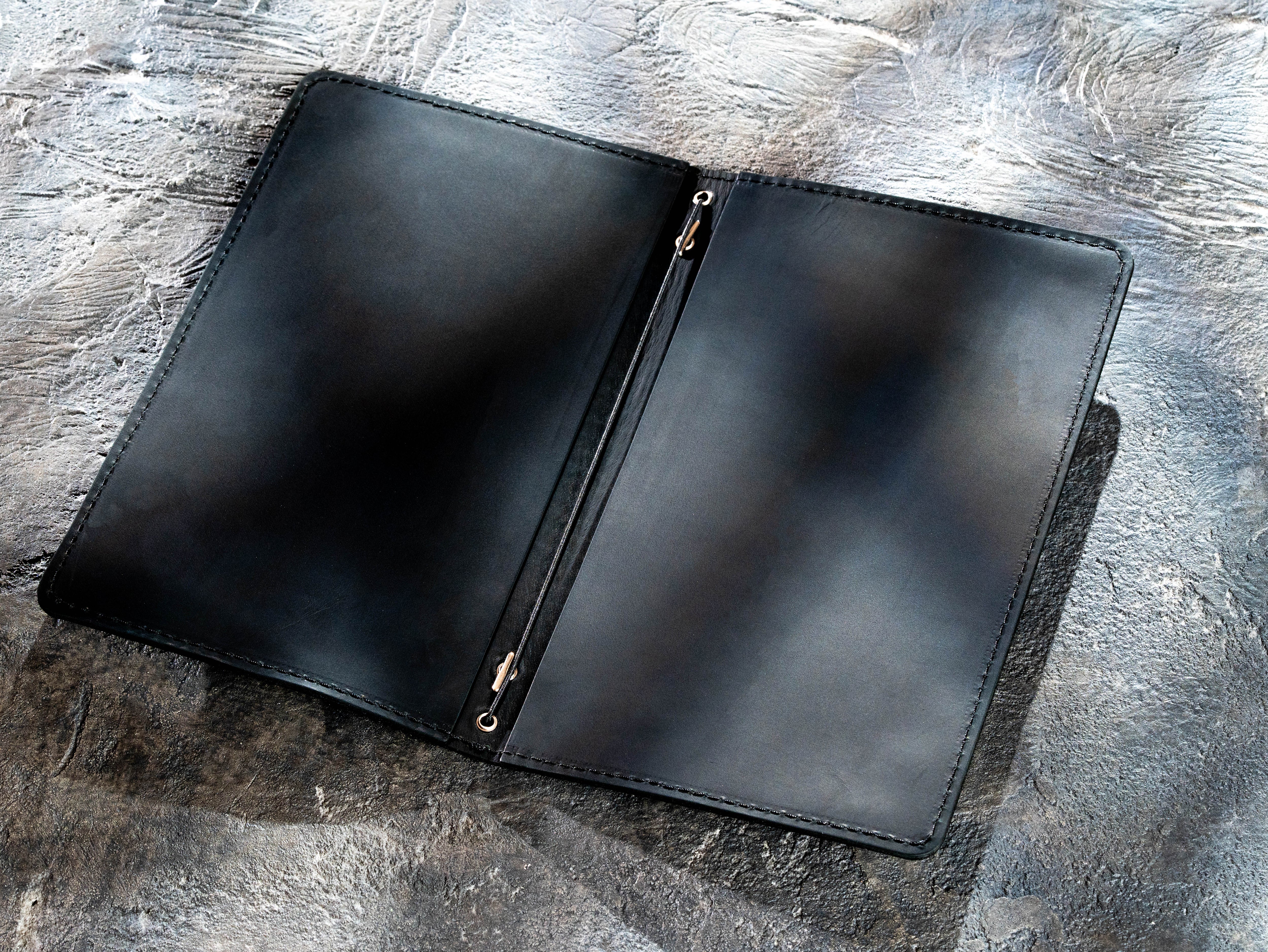 Black Leather Menu Cover with Elastic Cord for Letter, Wine List and 11 × 17 Paper | Mureli