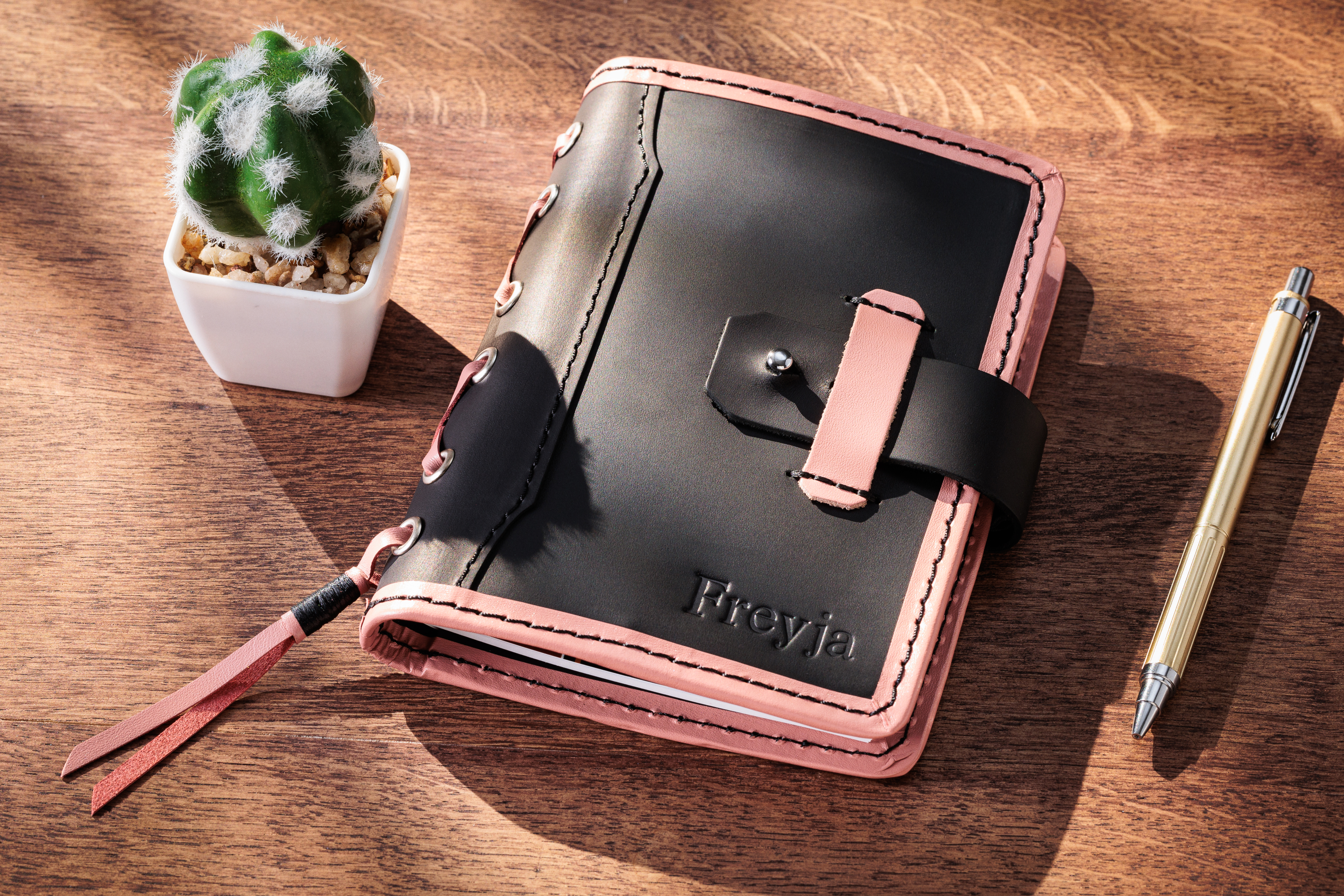 Green Personalized Leather Mini Sketchbook Set — A6 Landscape — Mini Pocket-Size