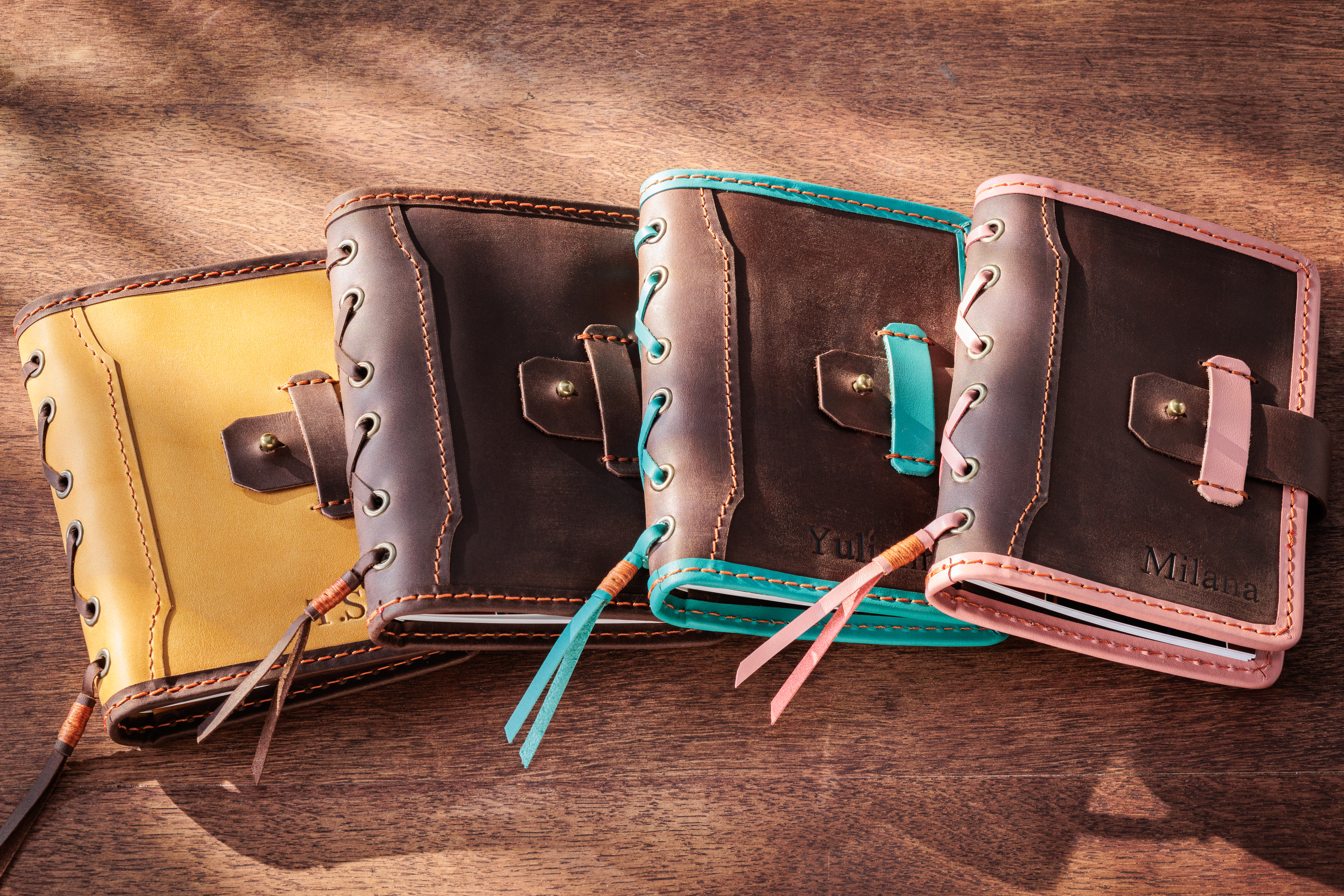 Green Personalized Leather Mini Sketchbook Set — A6 Landscape — Mini Pocket-Size