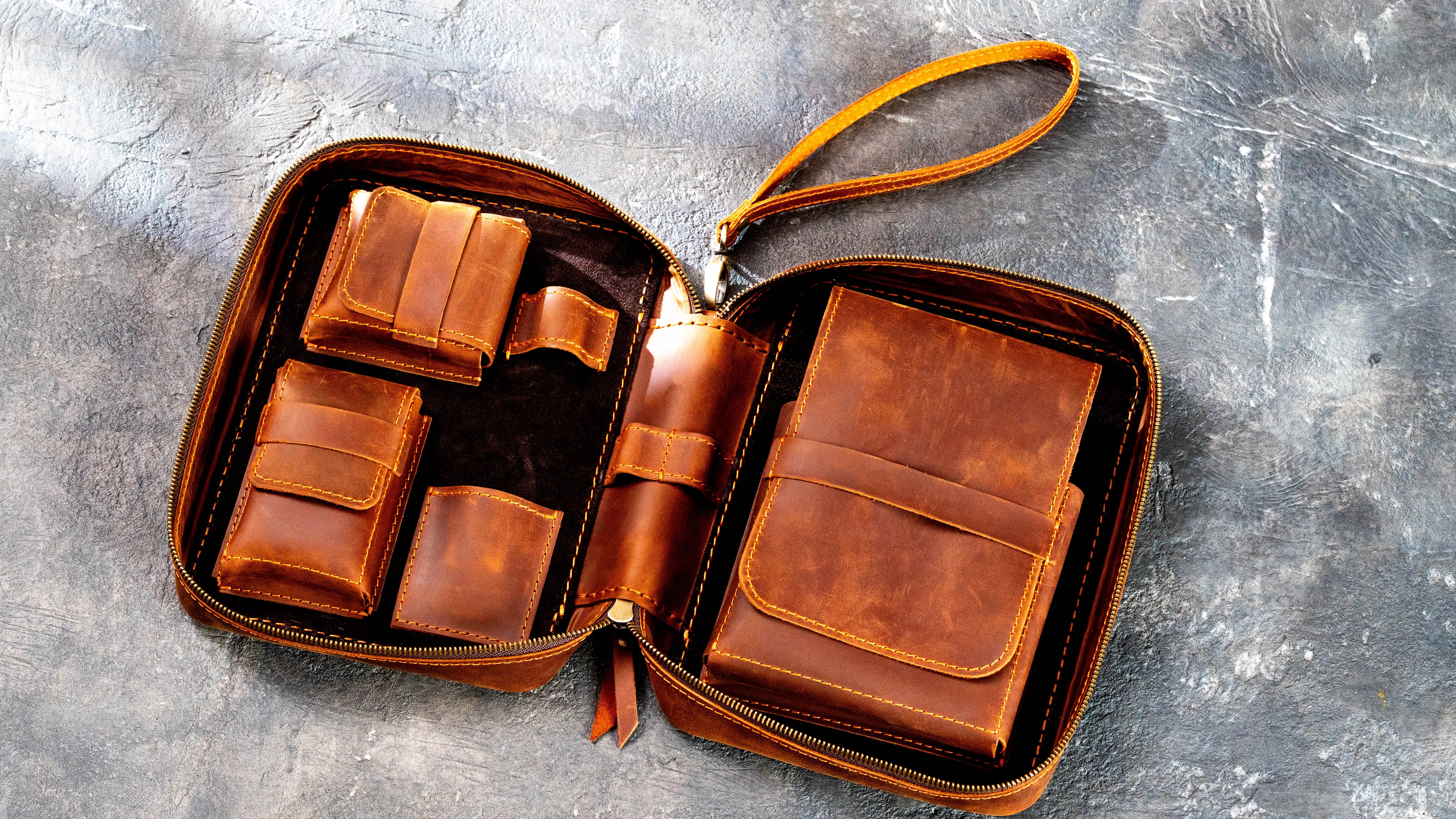 Leather Cigar Travel Case, Personalized Leather Cigar Holder Organizer
