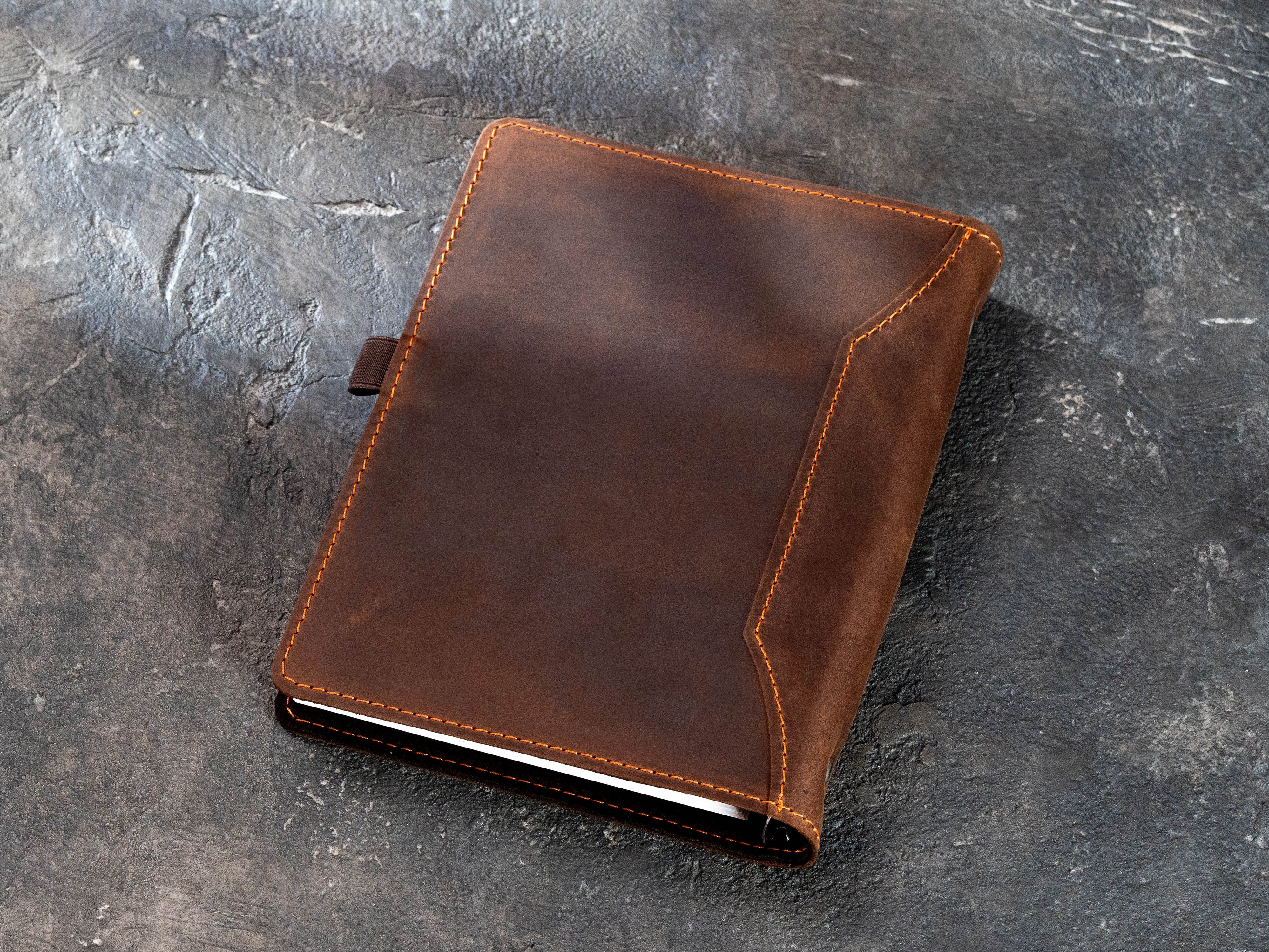 Brown Leather Recipe Binder A5 6-Ring with 100 Pages – Design 2