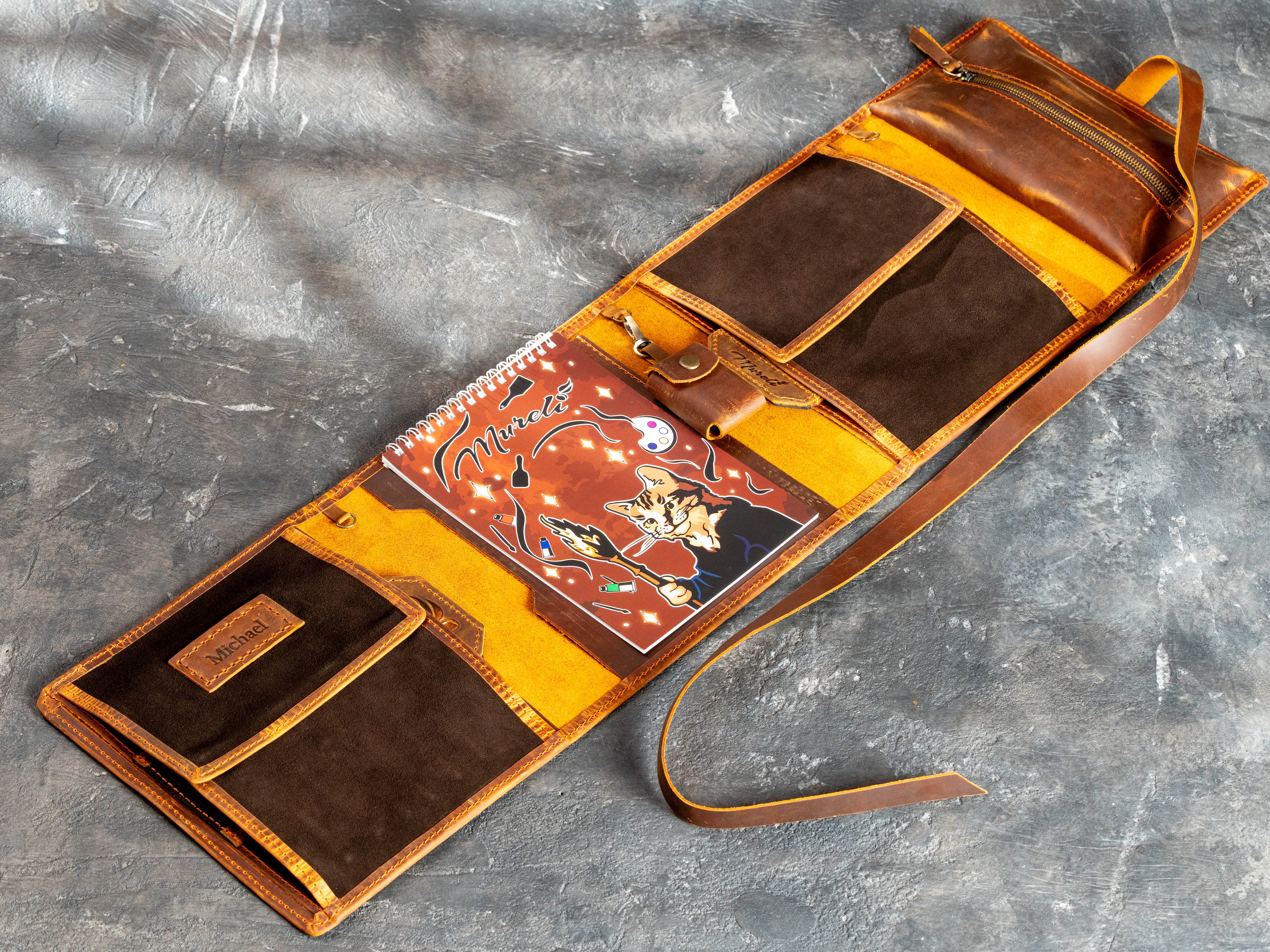 Personalized Leather Artist Organizer with A5 Sketchbook, 12 Pencils, Removable Pencil Case and Zipper Pocket | Mureli