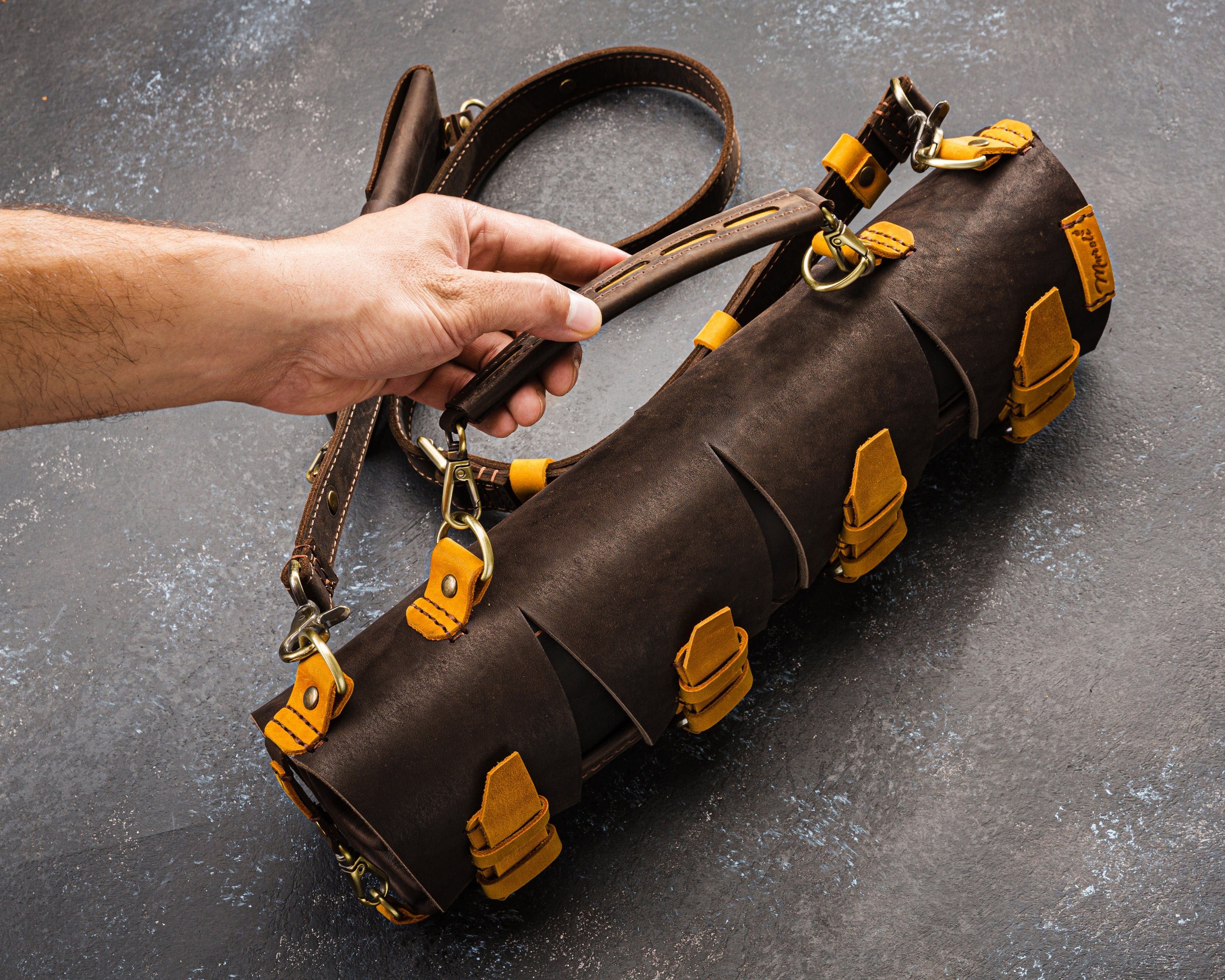 Luxury Leather Artist Brush Roll by Mureli – A Masterpiece for Creatives