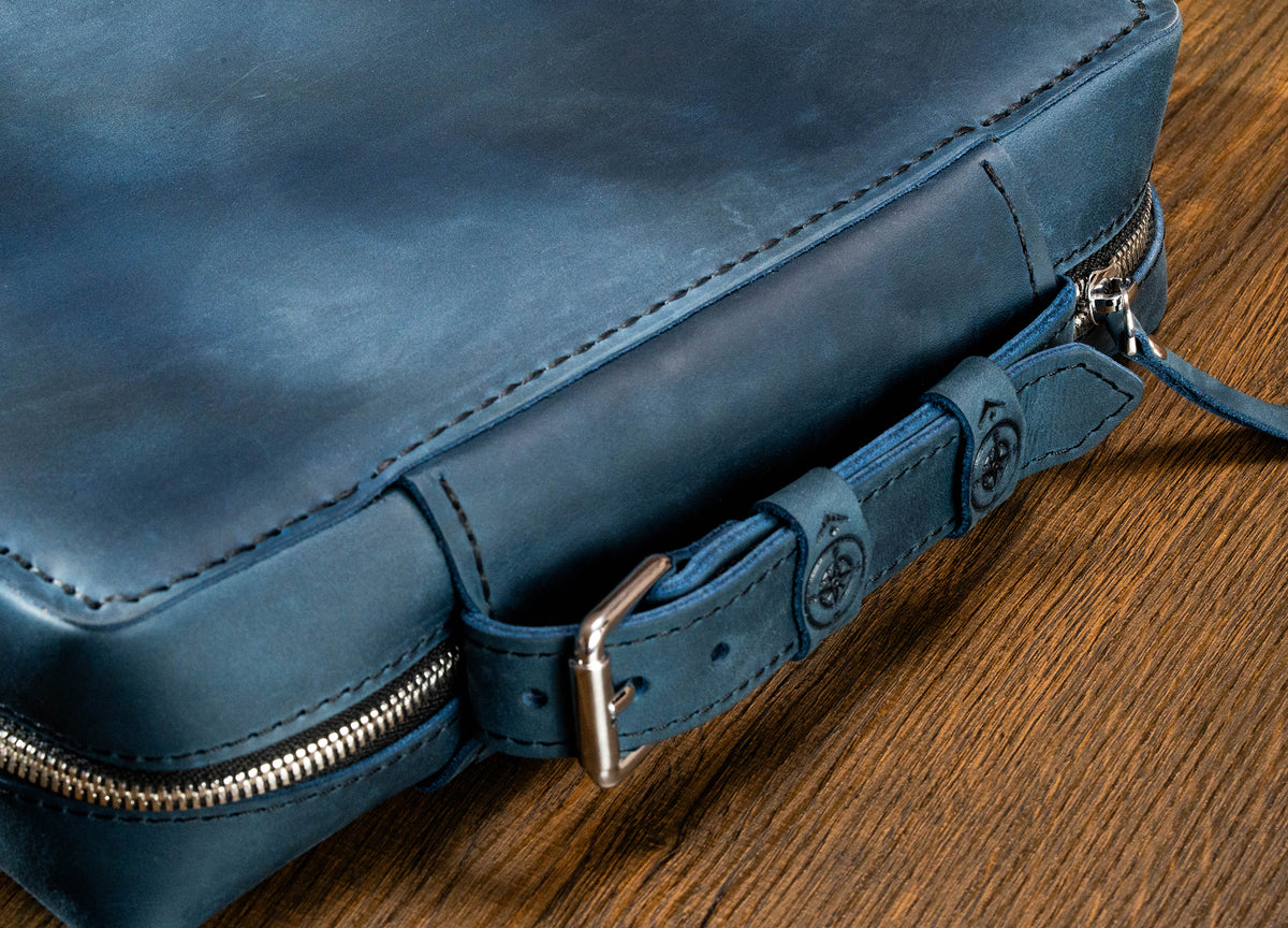 Deep Blue Zippered Leather Travel Organizer Case | Tech, Grooming & Essentials