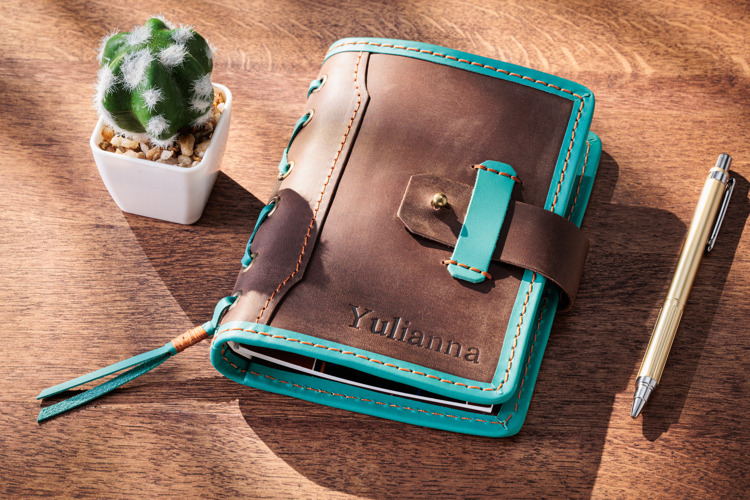 Green Personalized Leather Mini Sketchbook Set — A6 Landscape — Mini Pocket-Size