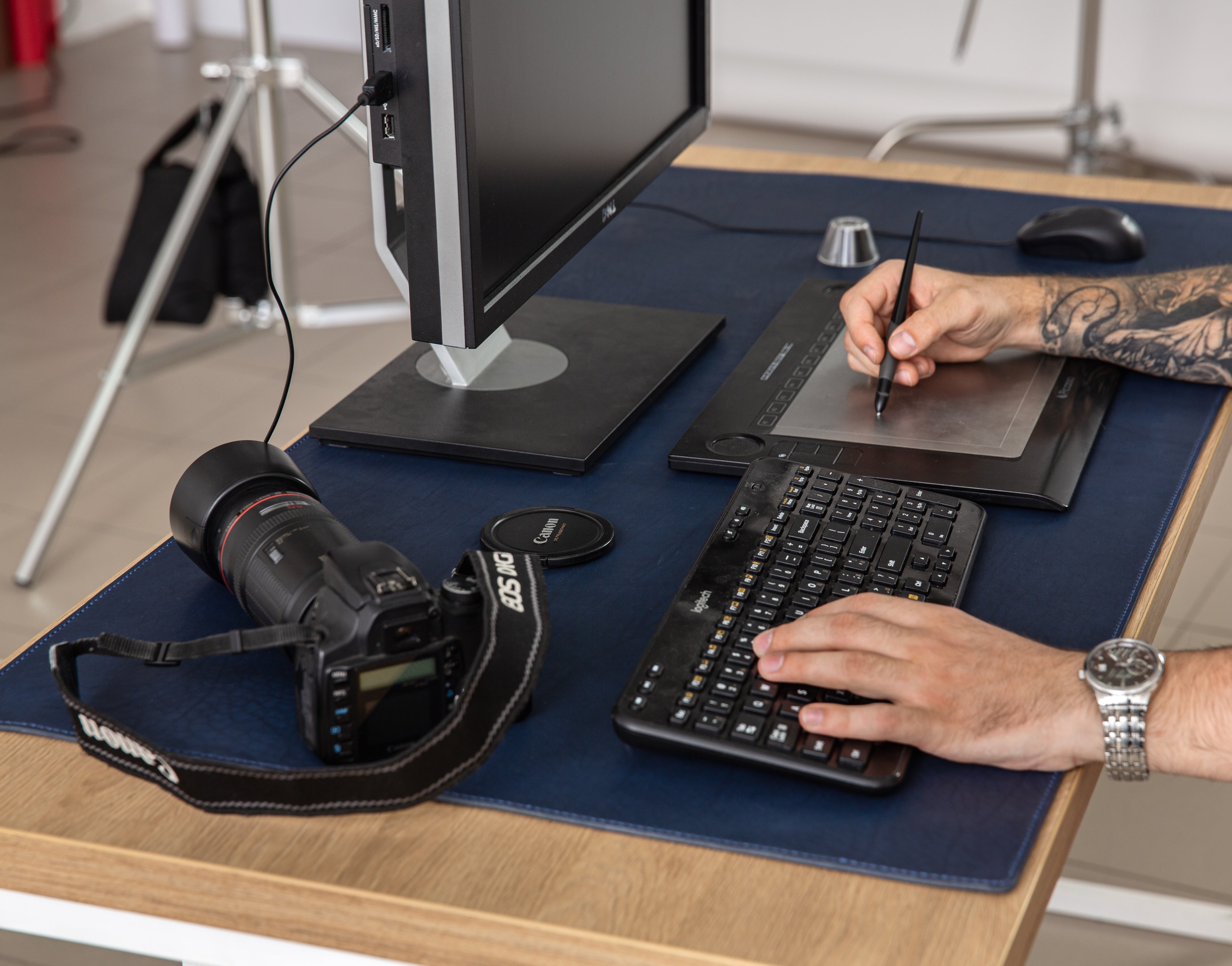 Premium blue leather desk mat 4mm on desk – Mureli