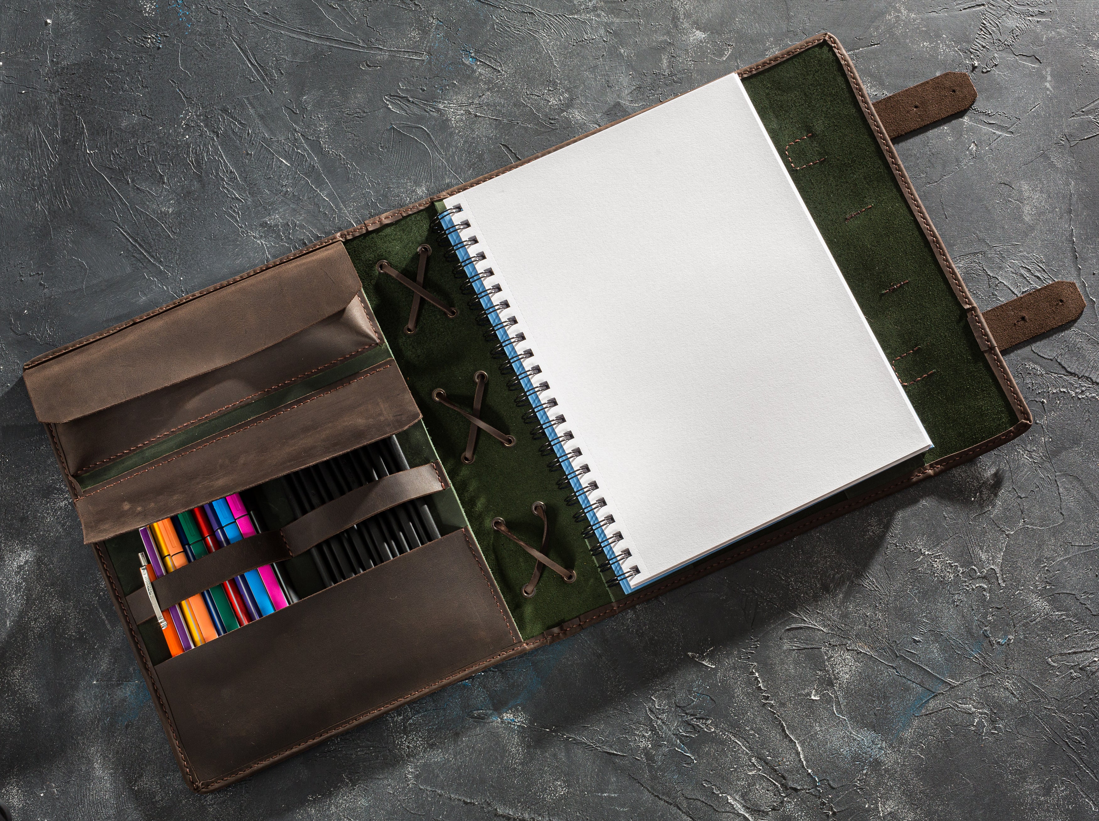 Cognac leather art organizer with suede lining