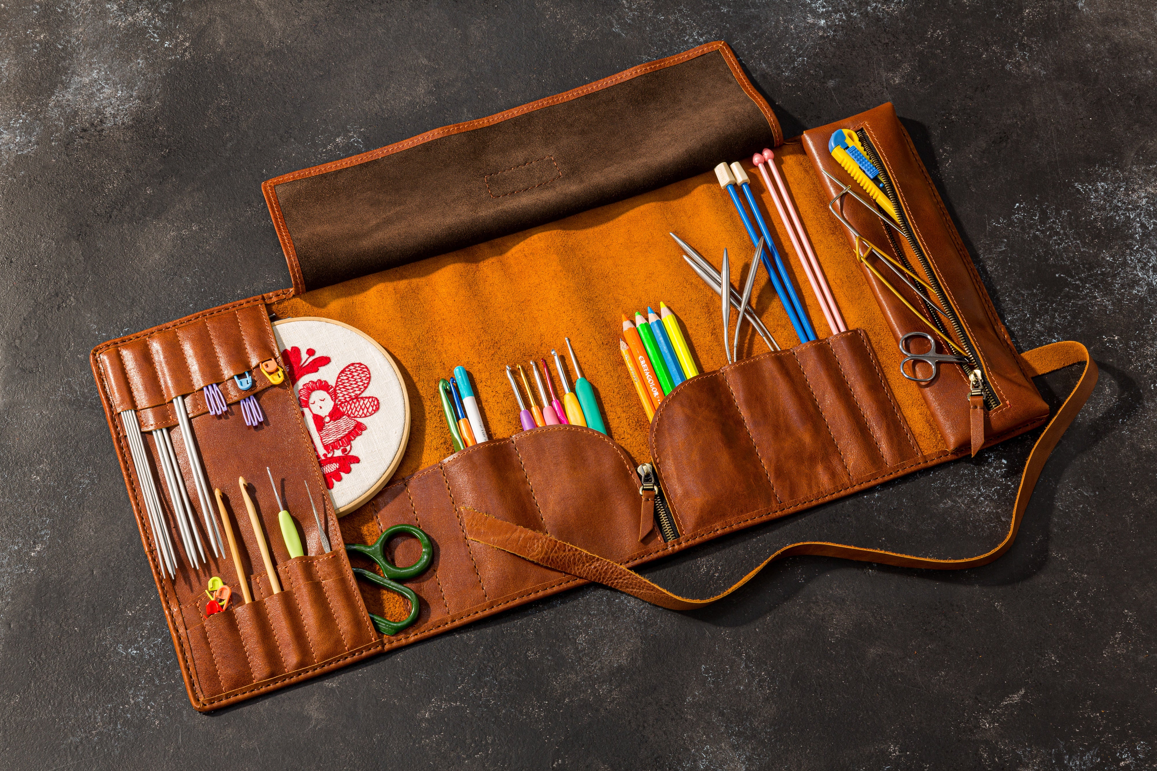 The Perfect Gift for a Knitting Woman — Elegant and Thoughtful
