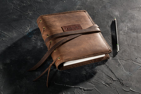 Leather A5 organizer with pencil holder – Christmas gift ideas for artists, writers and creatives