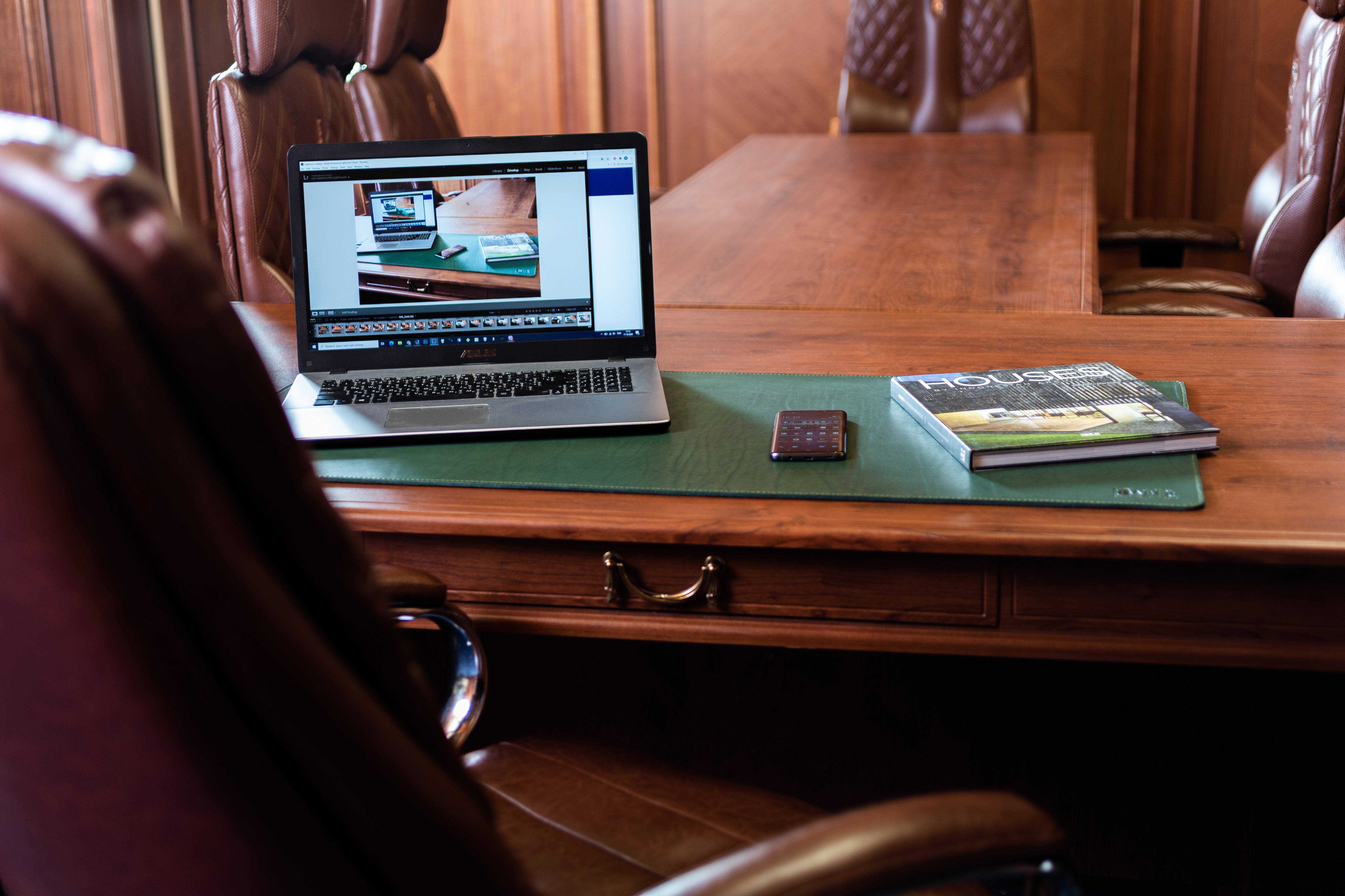 4mm thick leather desk pad writing surface