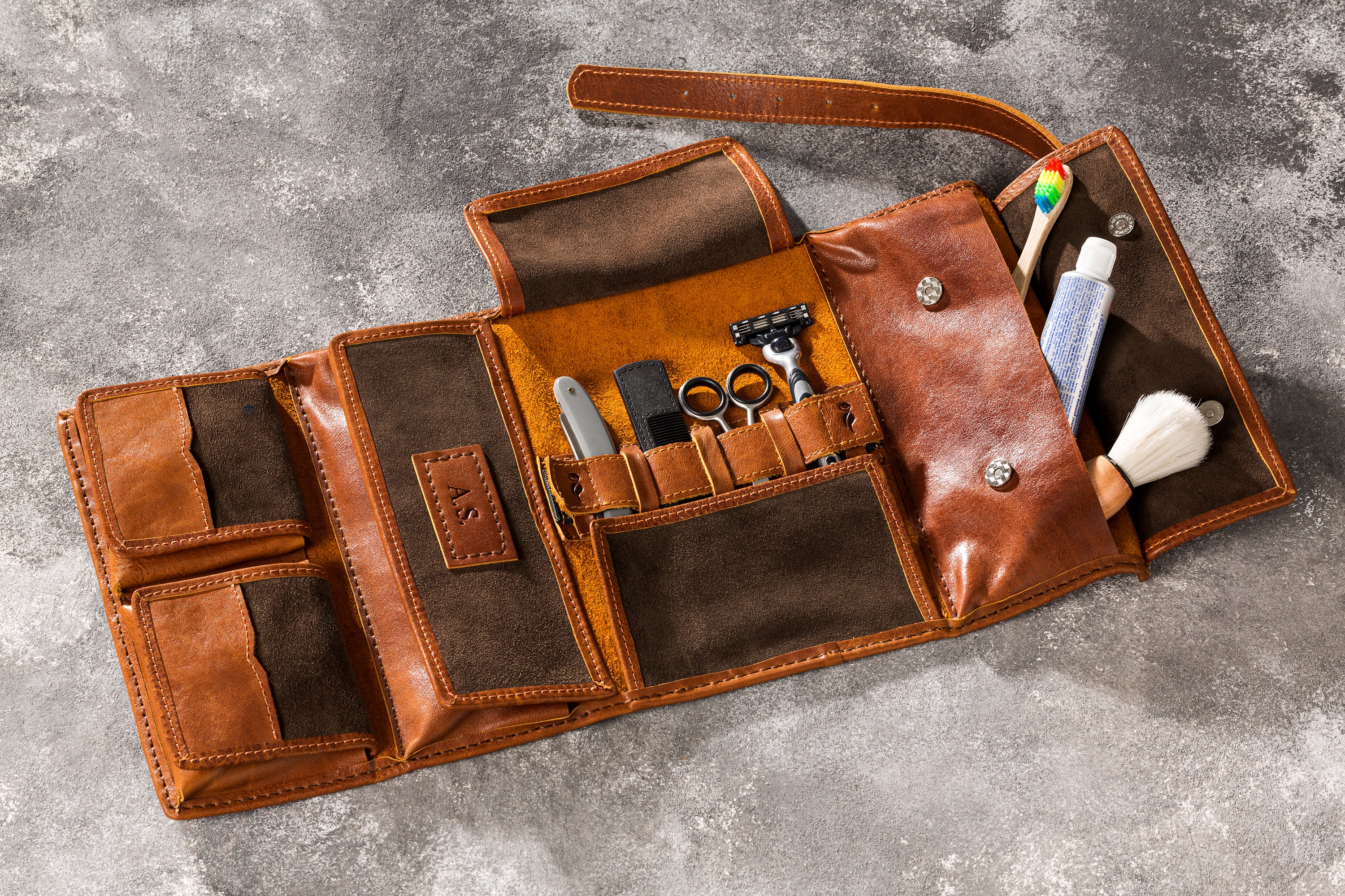 Luxury Leather Dopp Kit | Compact Travel Case for Grooming Essentials