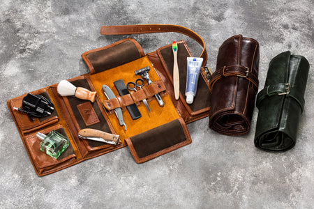 Leather travel case for men by Mureli Workshop