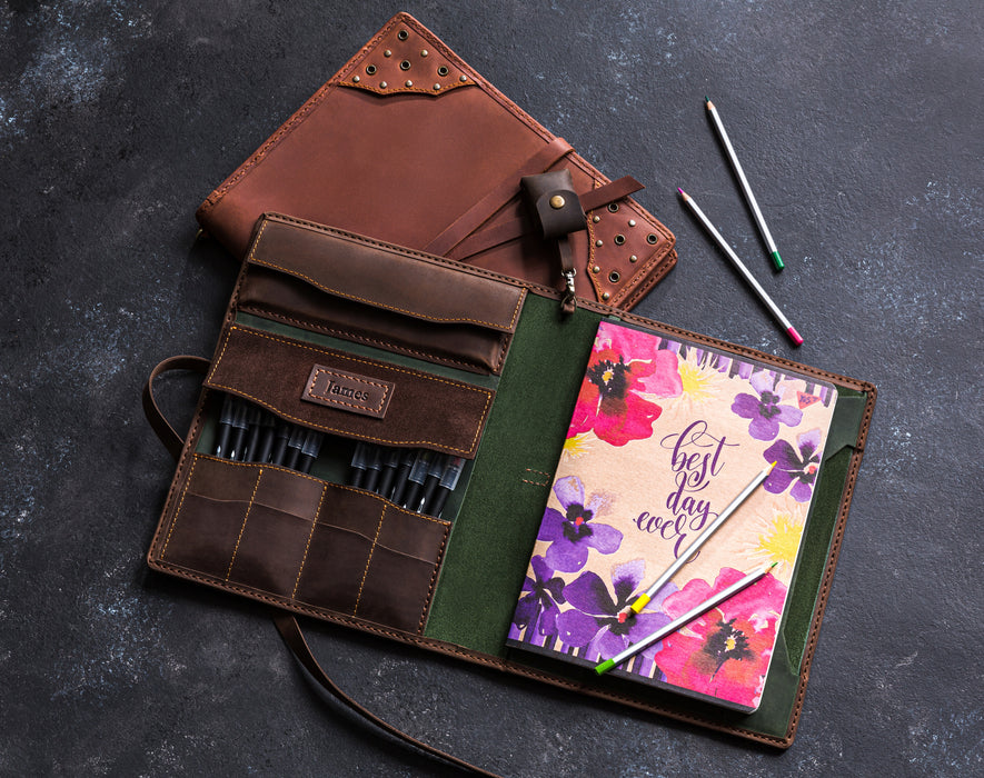 Personalized art organizer in green and brown