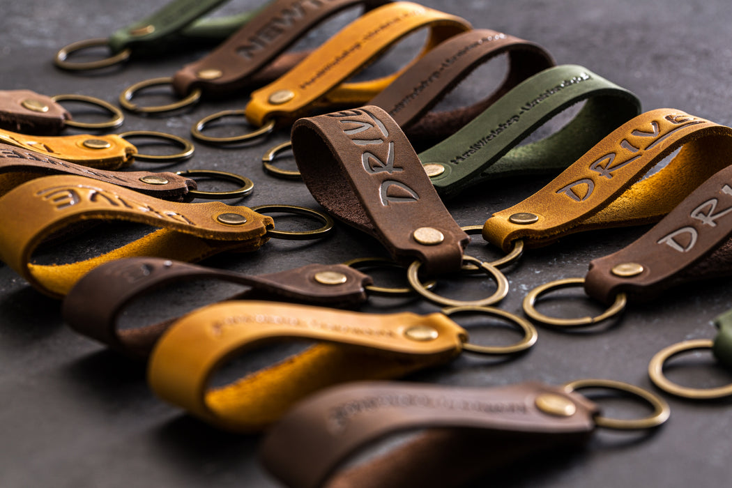 Personalized Leather Keychains – Elegant Gifts That Leave a Mark