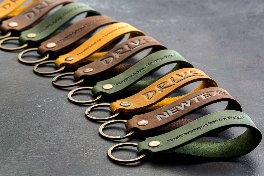 Stand Out with Mureli – Elegant Keychains for Corporate Use
