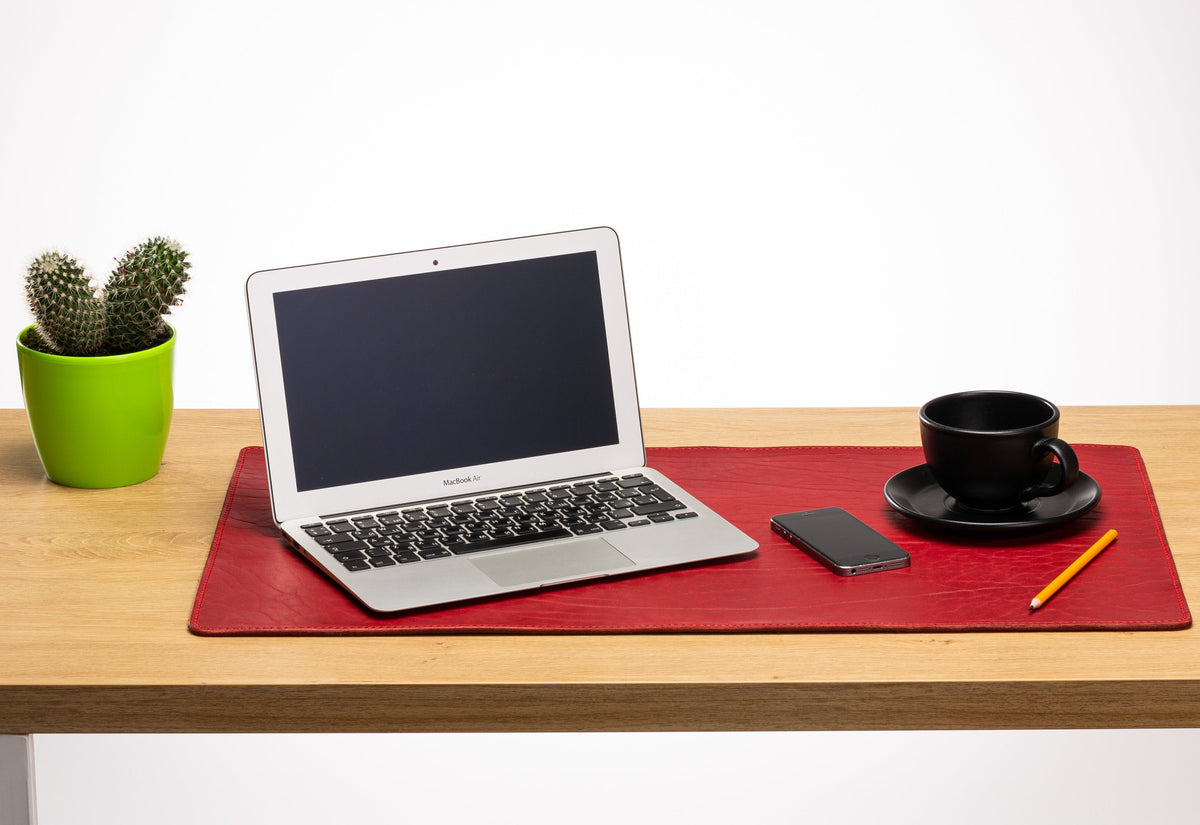 Red 3–4 mm Thick Leather Desk Mat | Executive Office & Modern Workspace Desk Pad