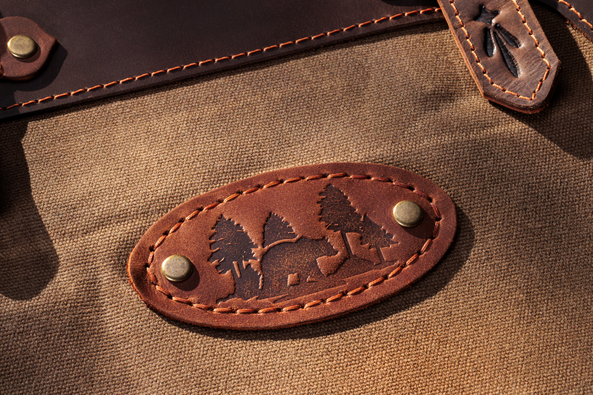 Leather Firewood Carrier Tote – Rustic Log Bag with Bear Design & Personalized Tag for Fireplace, Camping & Outdoor Use