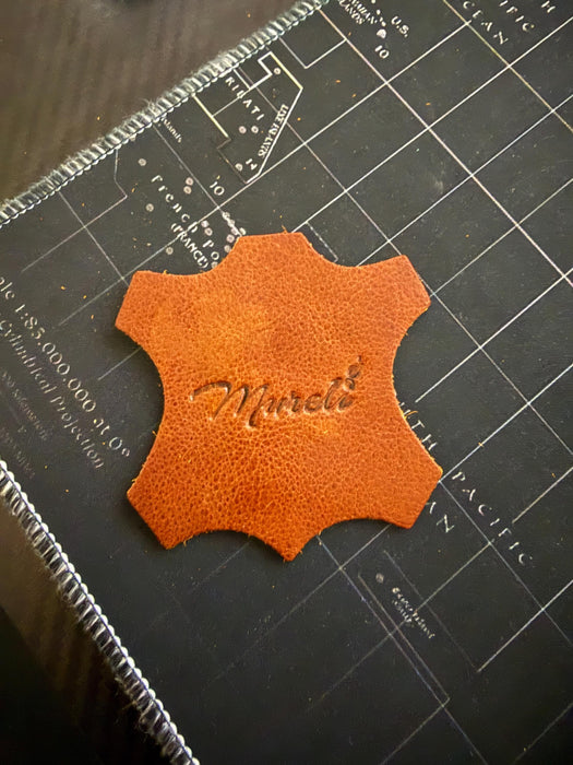 30 pc 14x8.5 inch with ring binders and GOLD leaf Highest quality leather (kaliary camel) and 15 check presenters new model *I will pay duty tax (duty clearance)