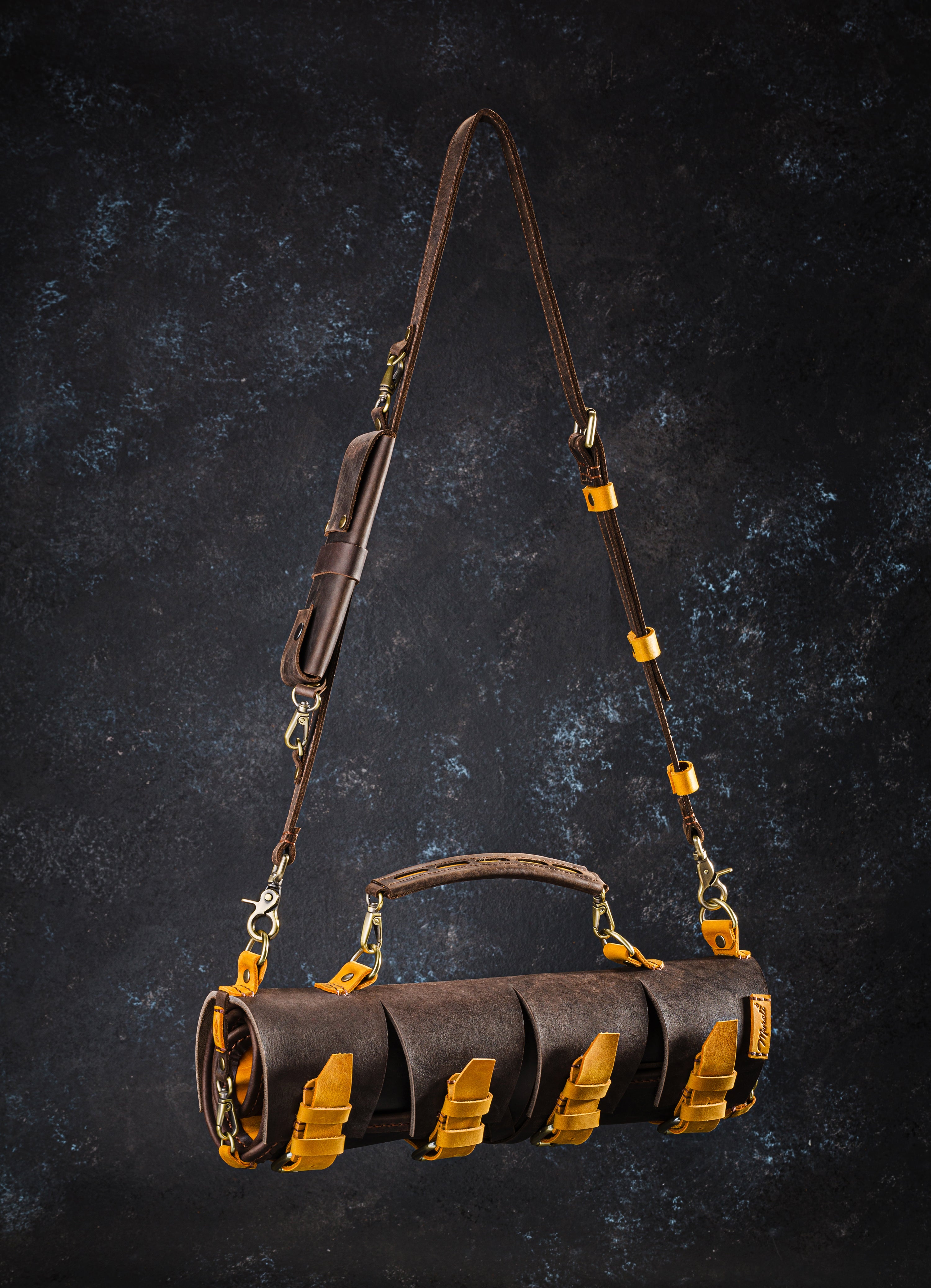 Luxury Leather Artist Brush Roll by Mureli – A Masterpiece for Creatives