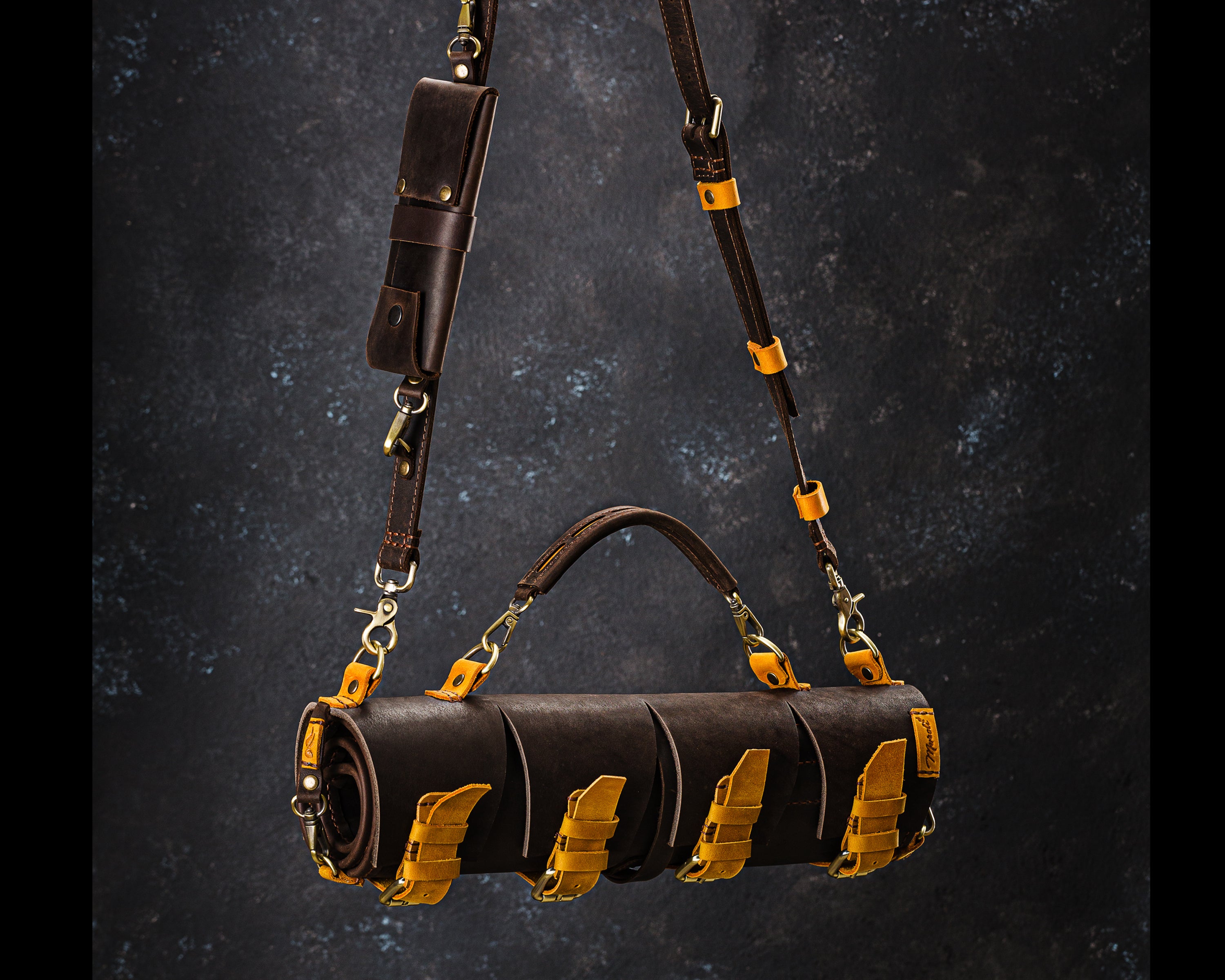 Luxury Leather Artist Brush Roll by Mureli – A Masterpiece for Creatives