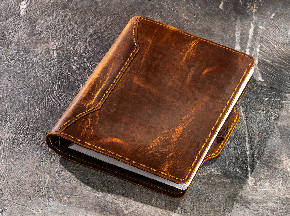 Chestnut Crazy Horse leather business notebook with subtle natural pull-up texture