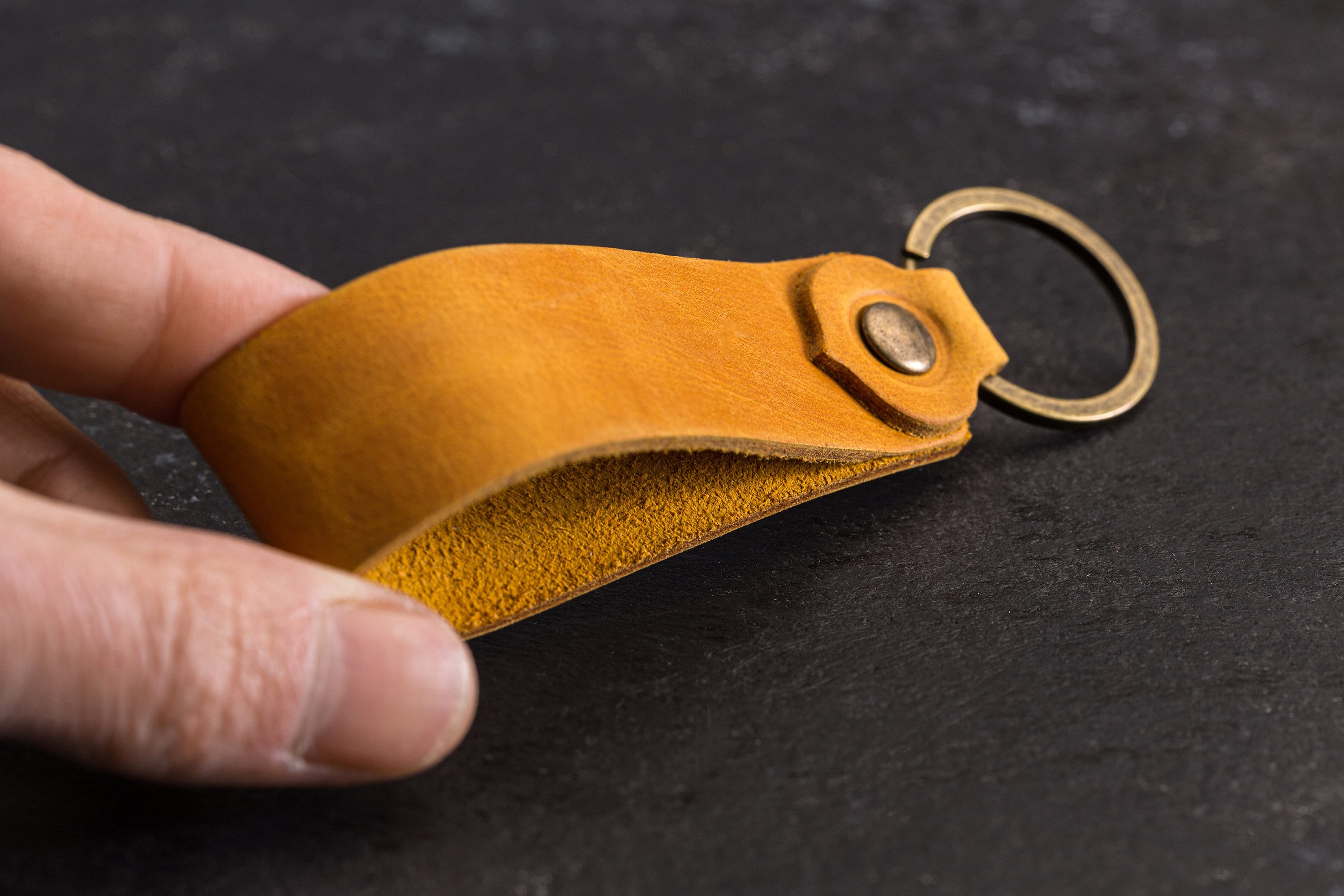 corporate gift for client leather keychain set personalised key chain with logo